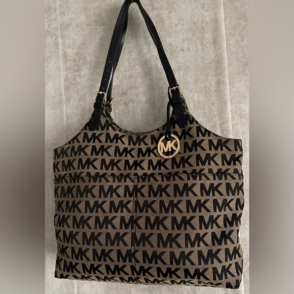 Michael Kors Jet Set Monogram Signature Logo Blk/Beige Shoulder/Satchel Tote Bag - Picture 8 of 12